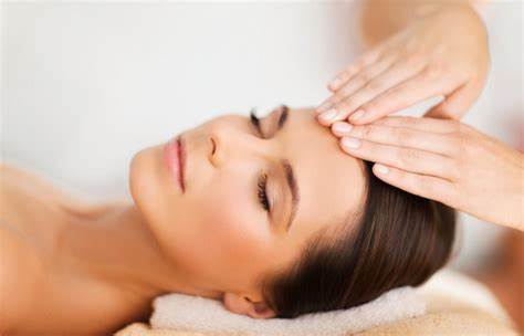 Signature Facials - Wise Aesthetics